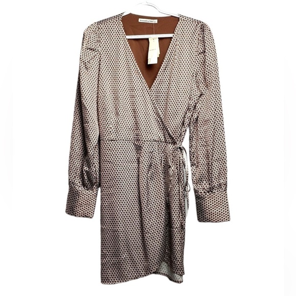 Abercrombie & Fitch Pleated Front Wrap Curve Front Long Sleeve Dress Sz Large P - Picture 4 of 17
